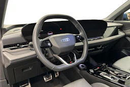 sininen Audi Q6 e-tron 2024 kuva 6.