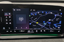 harmaa Audi Q6 e-tron 2024 kuva 18.