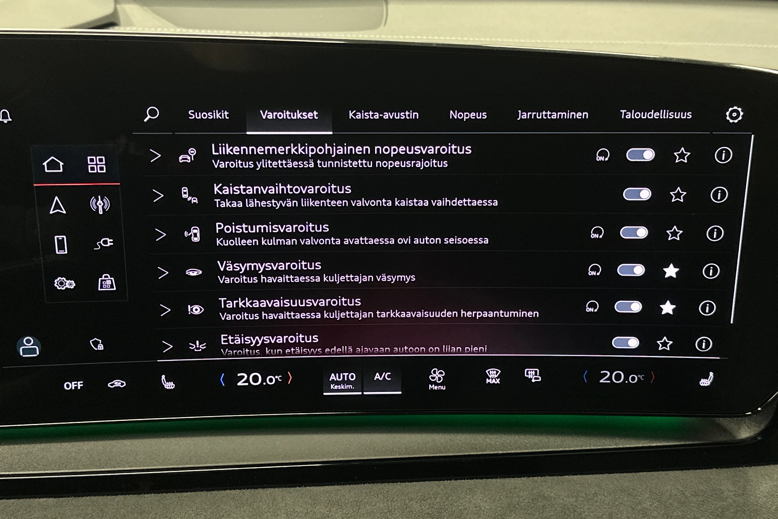 harmaa Audi Q6 e-tron 2024 kuva 25.