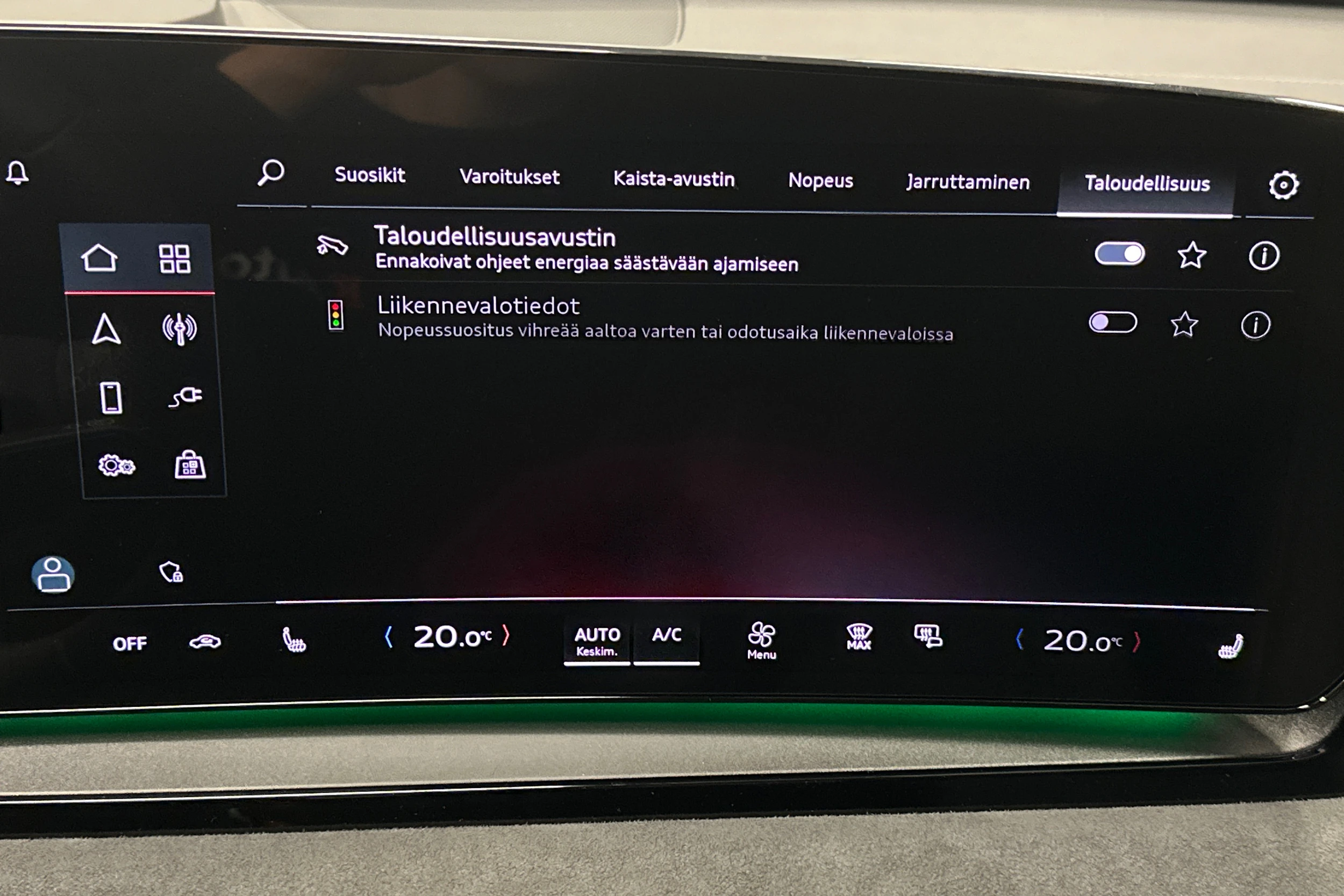 harmaa Audi Q6 e-tron 2024 kuva 29.