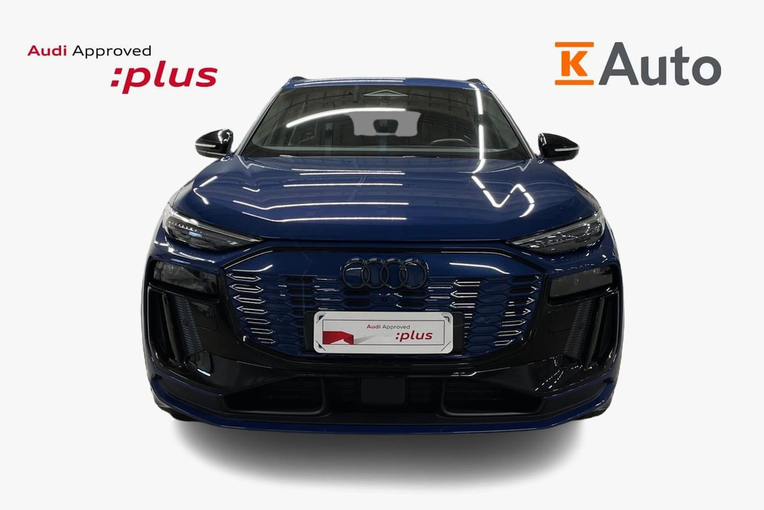 sininen Audi Q6 e-tron 2025 kuva 4.