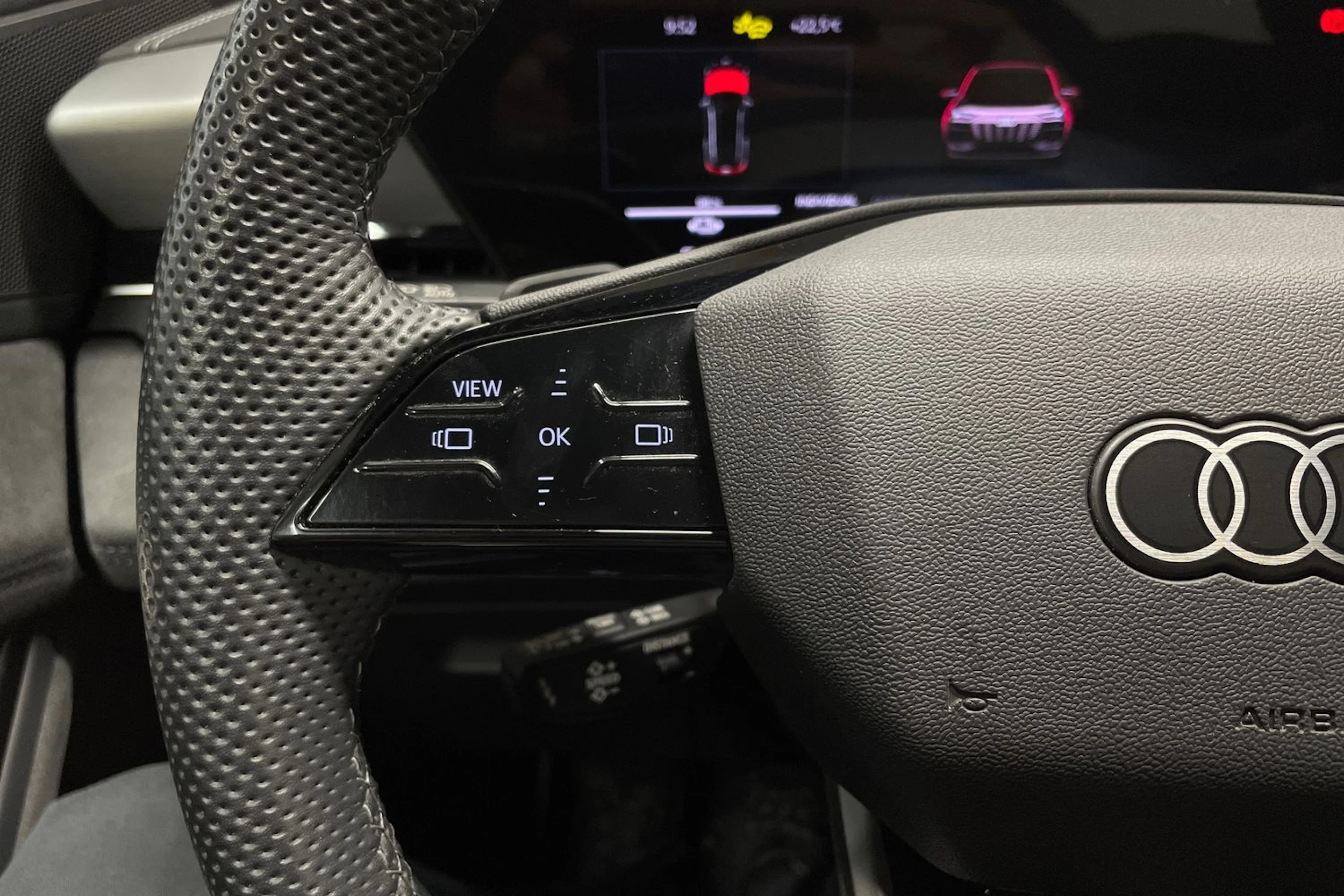 sininen Audi Q6 e-tron 2025 kuva 20.