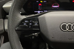 sininen Audi Q6 e-tron 2025 kuva 20.