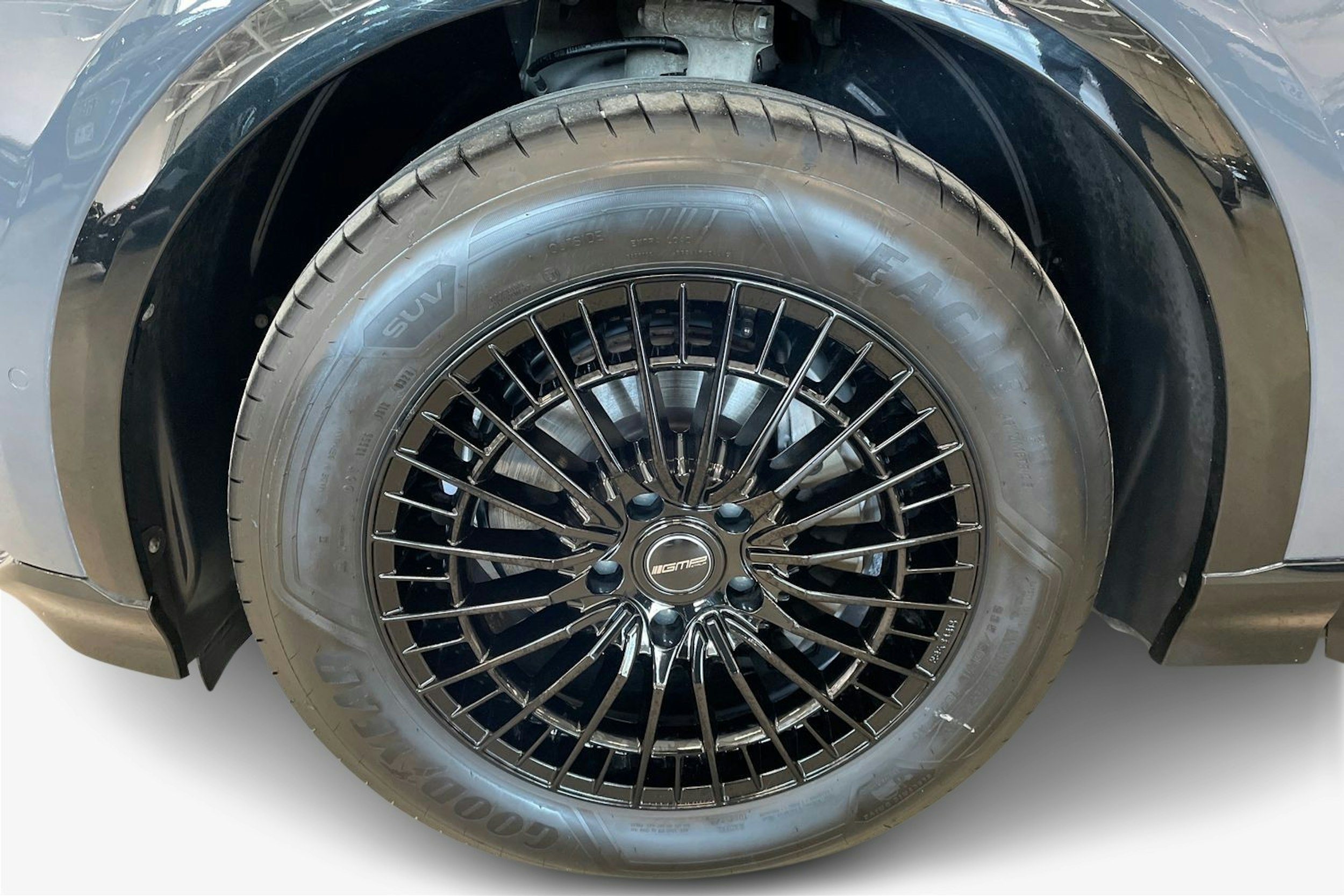 harmaa Audi Q6 e-tron 2025 kuva 11.