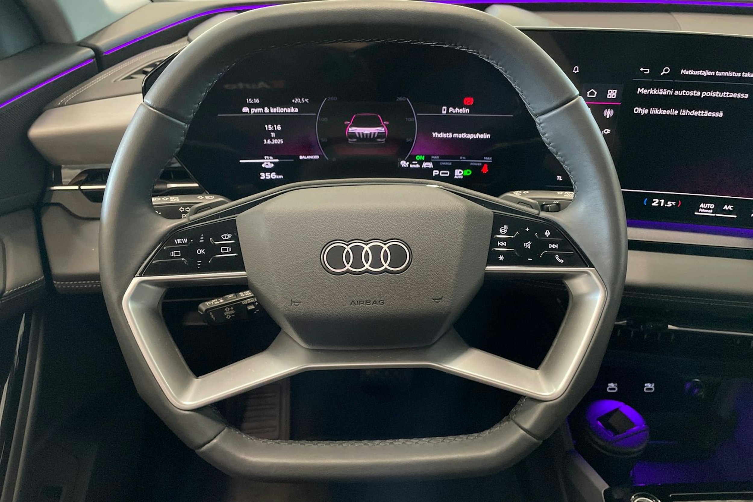 harmaa Audi Q6 e-tron 2025 kuva 14.