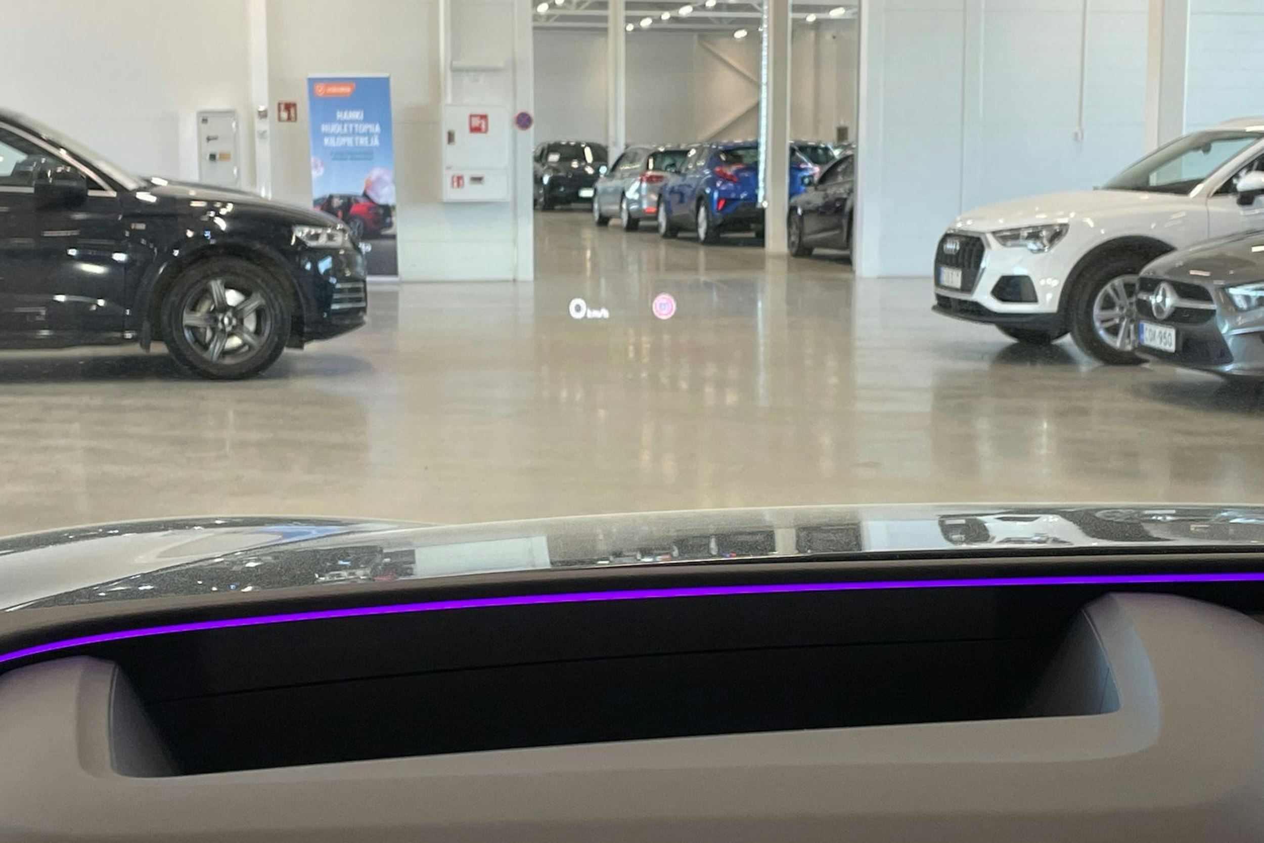 harmaa Audi Q6 e-tron 2025 kuva 34.