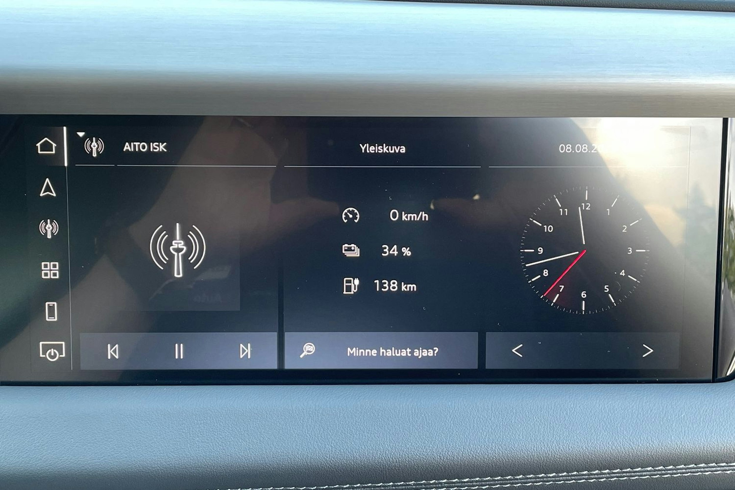 sininen Audi Q6 e-tron 2025 kuva 20.