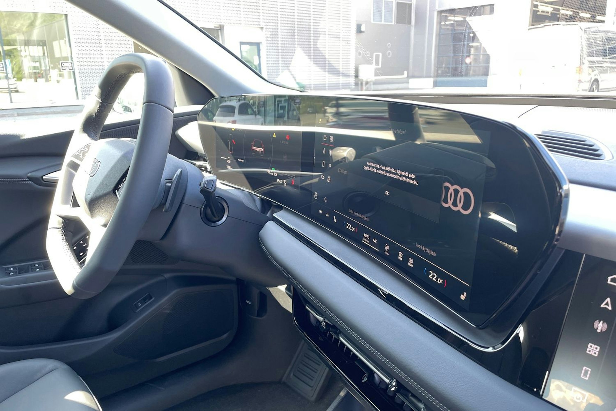 sininen Audi Q6 e-tron 2025 kuva 21.