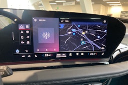 harmaa Audi Q6 e-tron 2025 kuva 16.