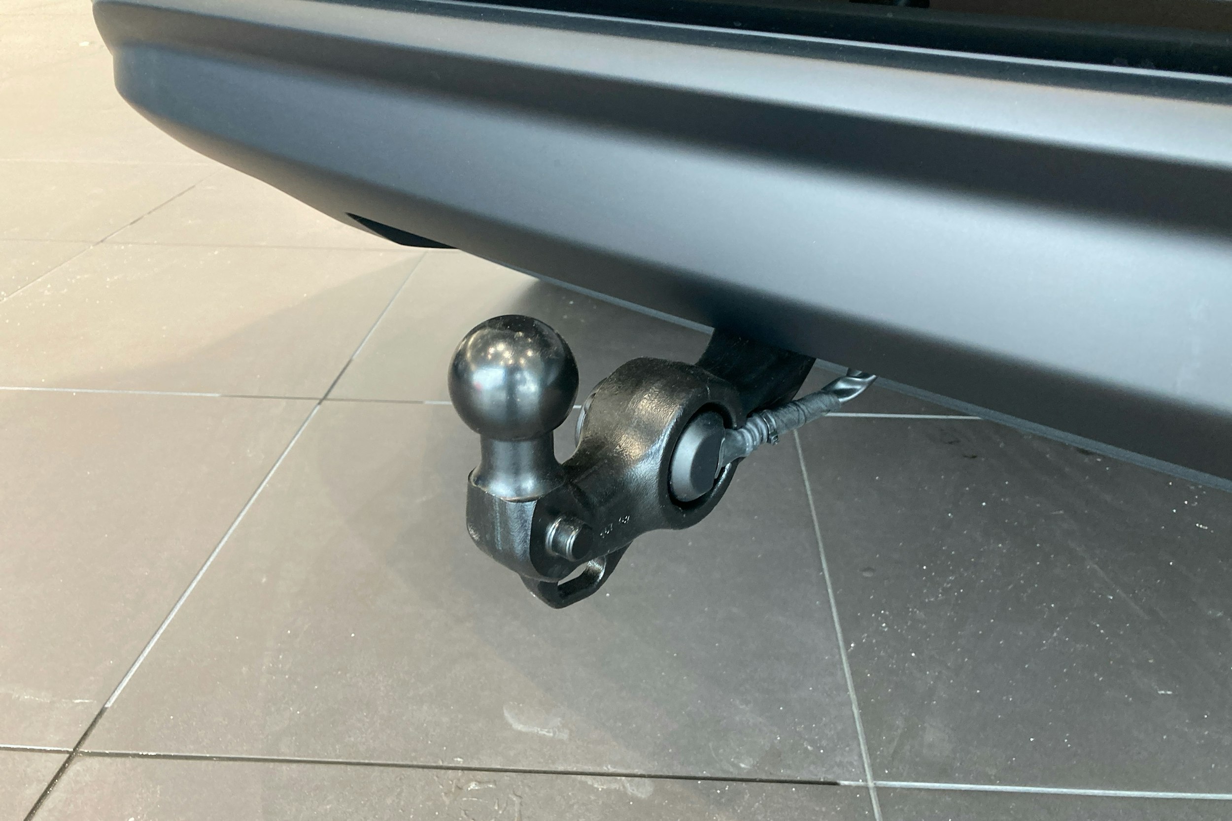 harmaa Audi Q6 e-tron 2025 kuva 21.
