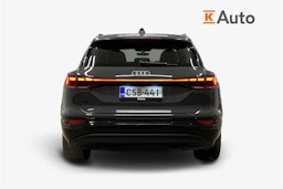 harmaa Audi Q6 e-tron 2025 kuva 3.