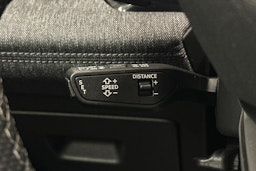 harmaa Audi Q6 e-tron 2025 kuva 24.