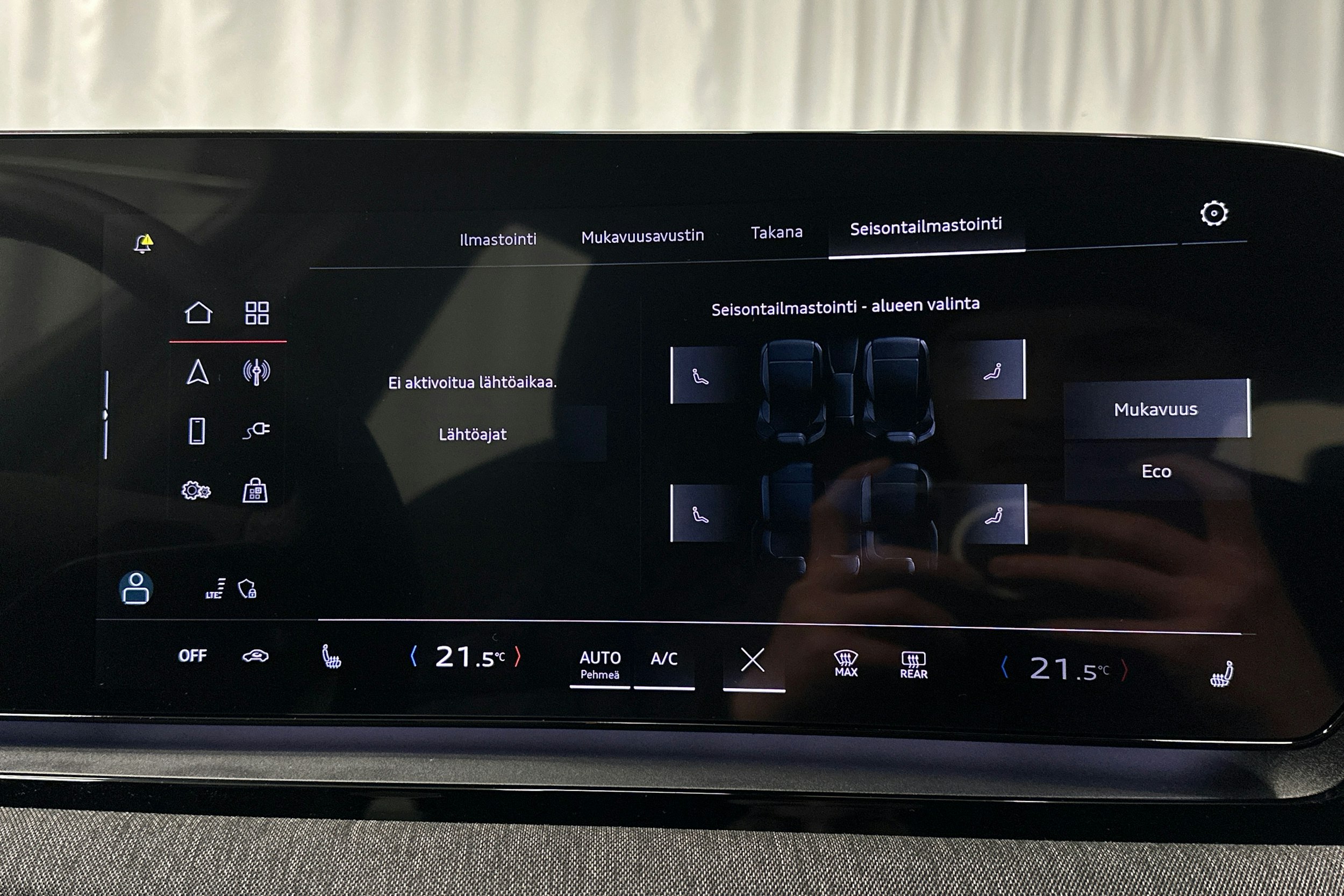 harmaa Audi Q6 e-tron 2025 kuva 34.