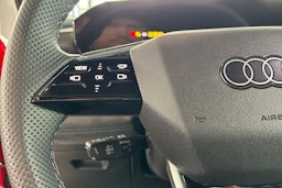 punainen Audi Q6 e-tron 2025 kuva 14.