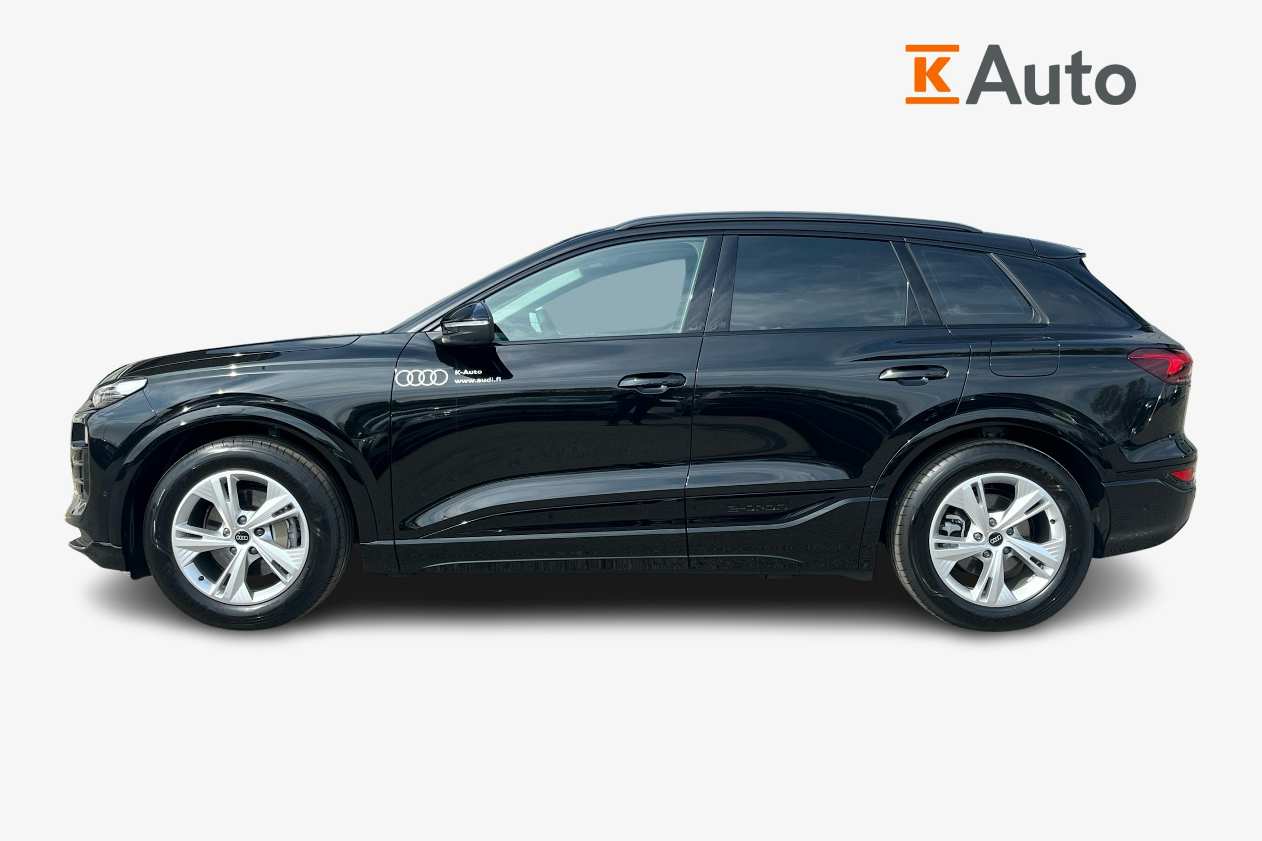 musta Audi Q6 e-tron 2025 kuva 5.