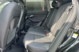 musta Audi Q6 e-tron 2025 kuva 8.