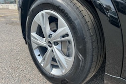 musta Audi Q6 e-tron 2025 kuva 10.