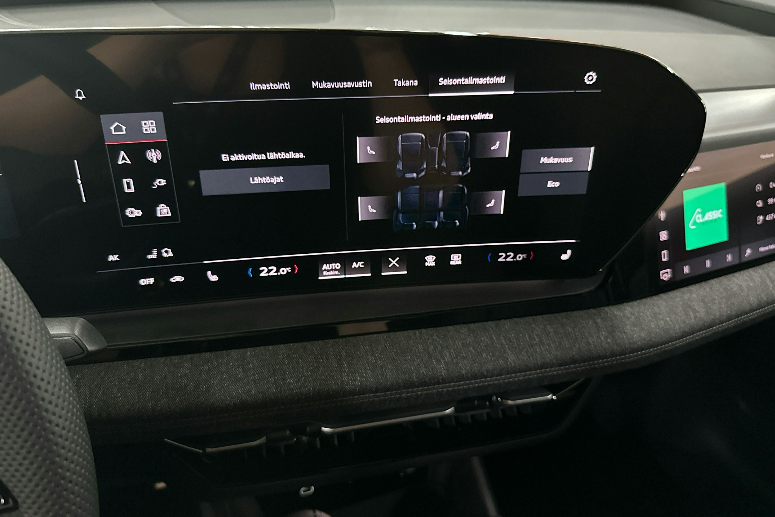 met. musta Audi Q6 e-tron 2025 kuva 25.