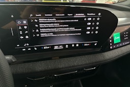 met. musta Audi Q6 e-tron 2025 kuva 31.