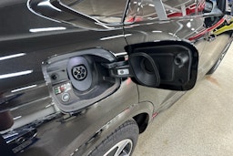 met. musta Audi Q6 e-tron 2025 kuva 35.