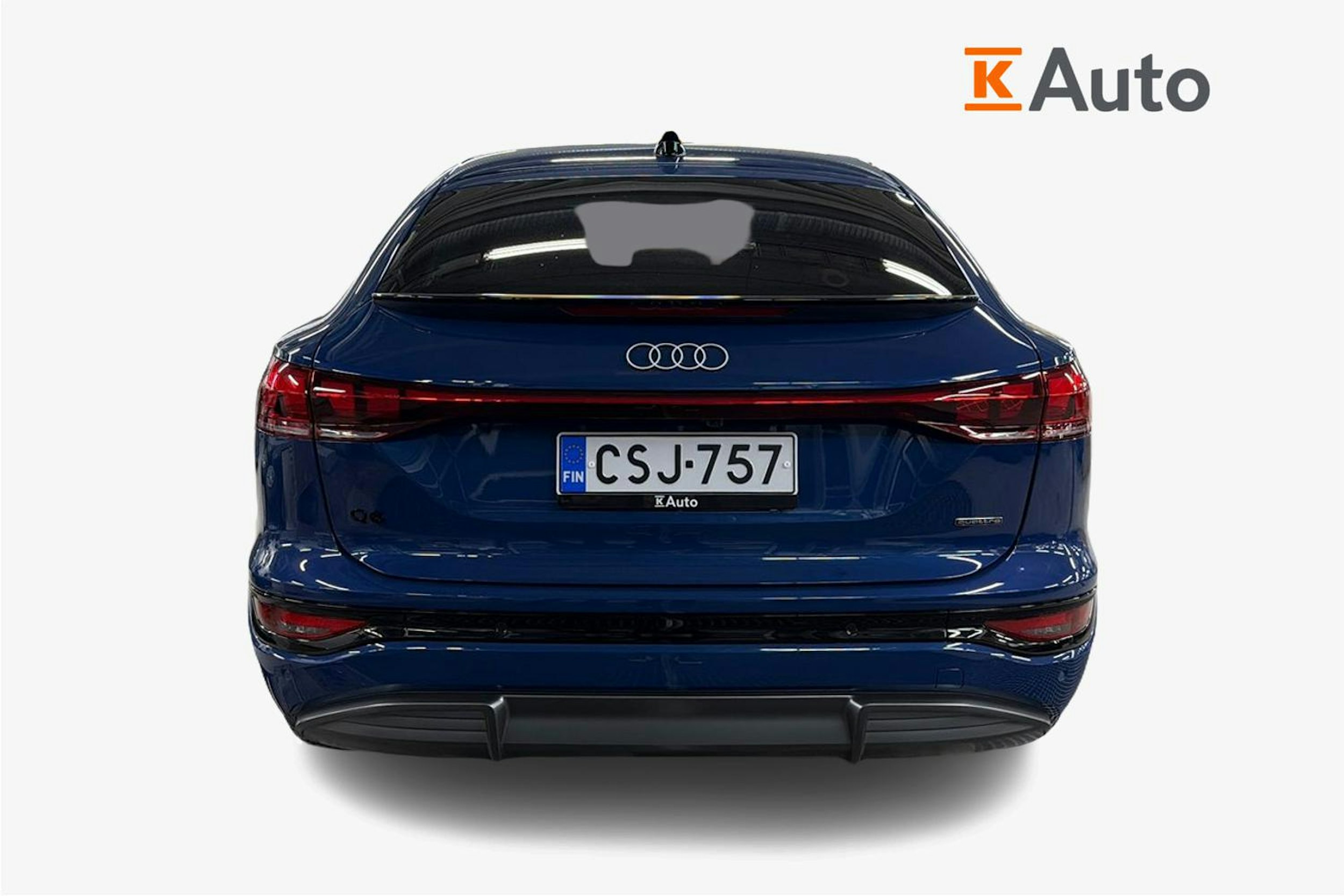 sininen Audi Q6 e-tron 2025 kuva 3.