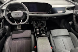 sininen Audi Q6 e-tron 2025 kuva 7.