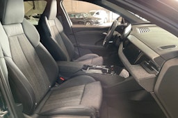 musta Audi Q6 e-tron 2025 kuva 16.