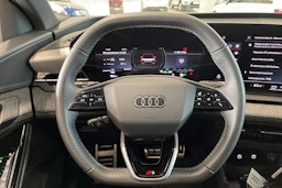 musta Audi Q6 e-tron 2025 kuva 19.