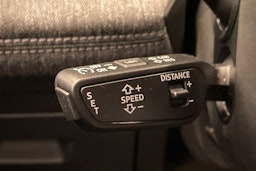 musta Audi Q6 e-tron 2025 kuva 22.