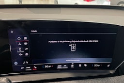 musta Audi Q6 e-tron 2025 kuva 30.