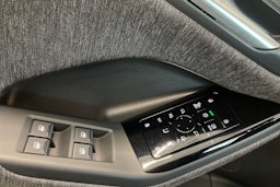 musta Audi Q6 e-tron 2025 kuva 39.