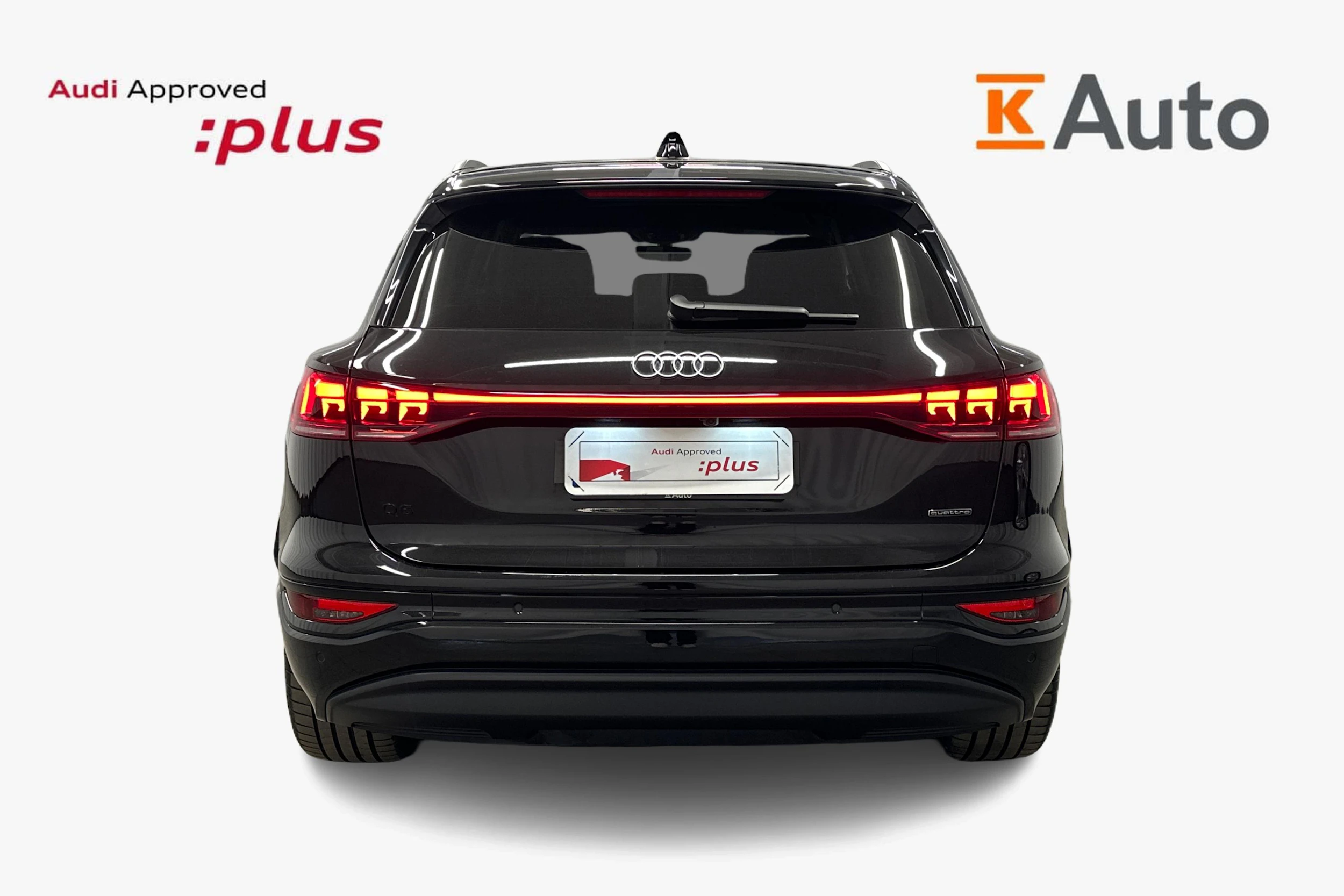 musta Audi Q6 e-tron 2025 kuva 3.