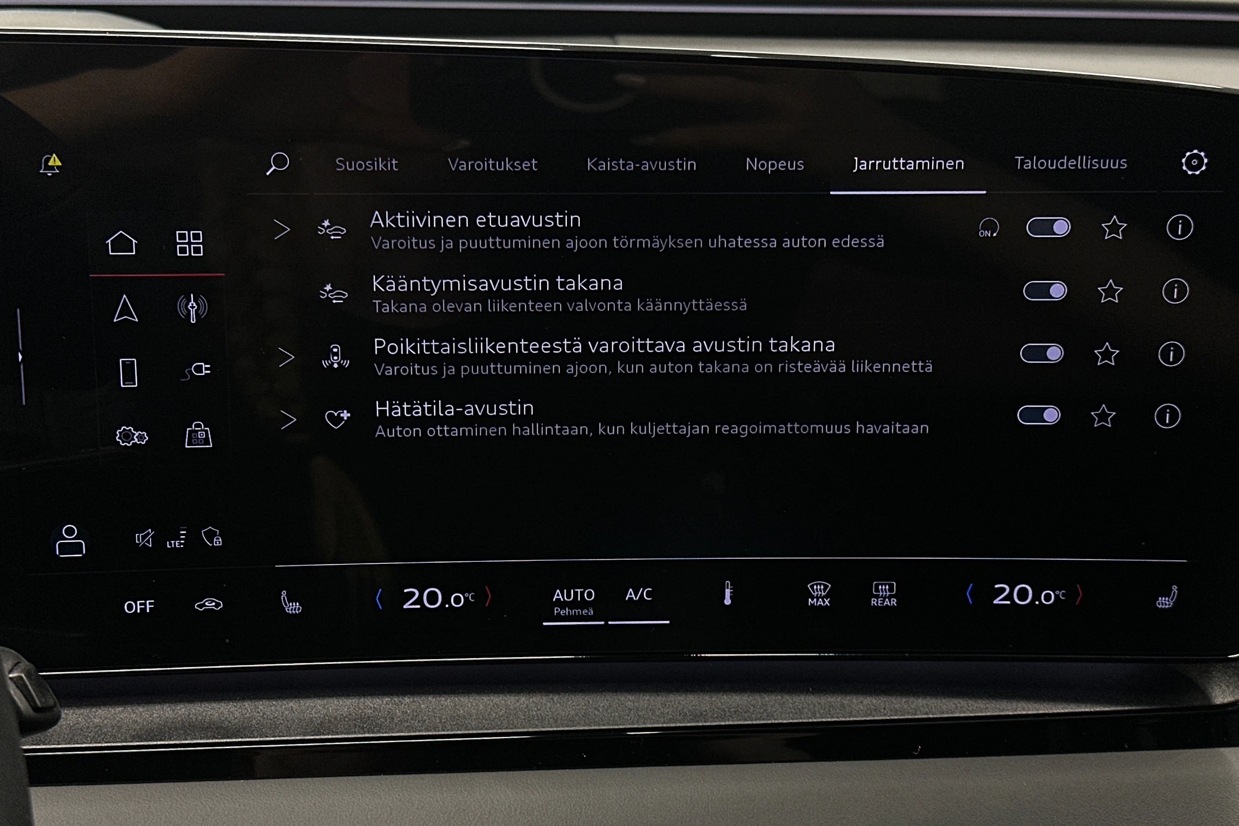 musta Audi Q6 e-tron 2025 kuva 28.