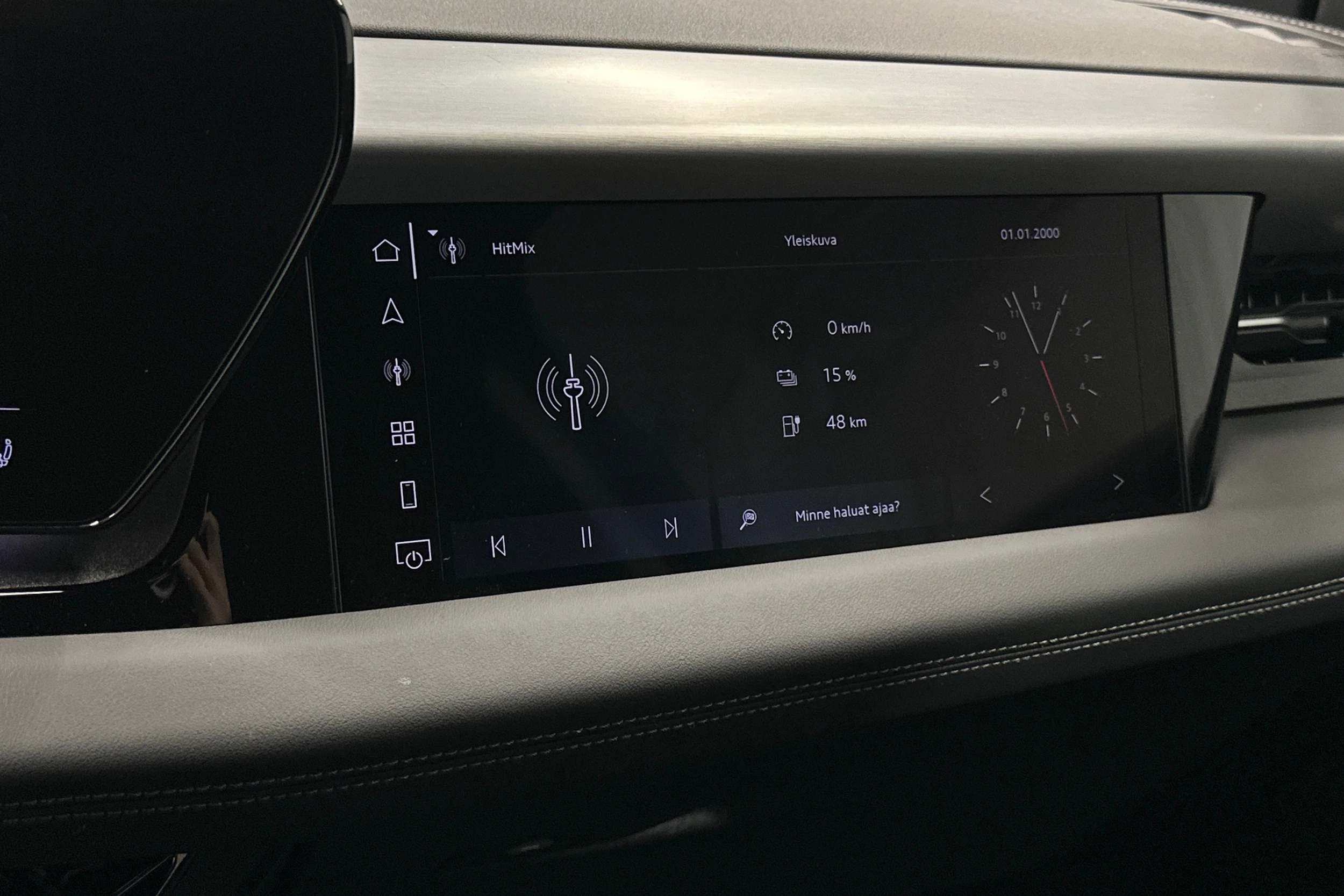 musta Audi Q6 e-tron 2025 kuva 33.