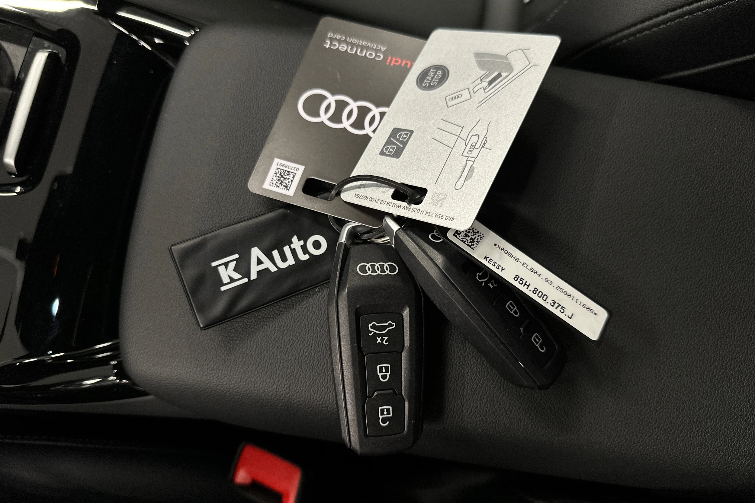 musta Audi Q6 e-tron 2025 kuva 43.