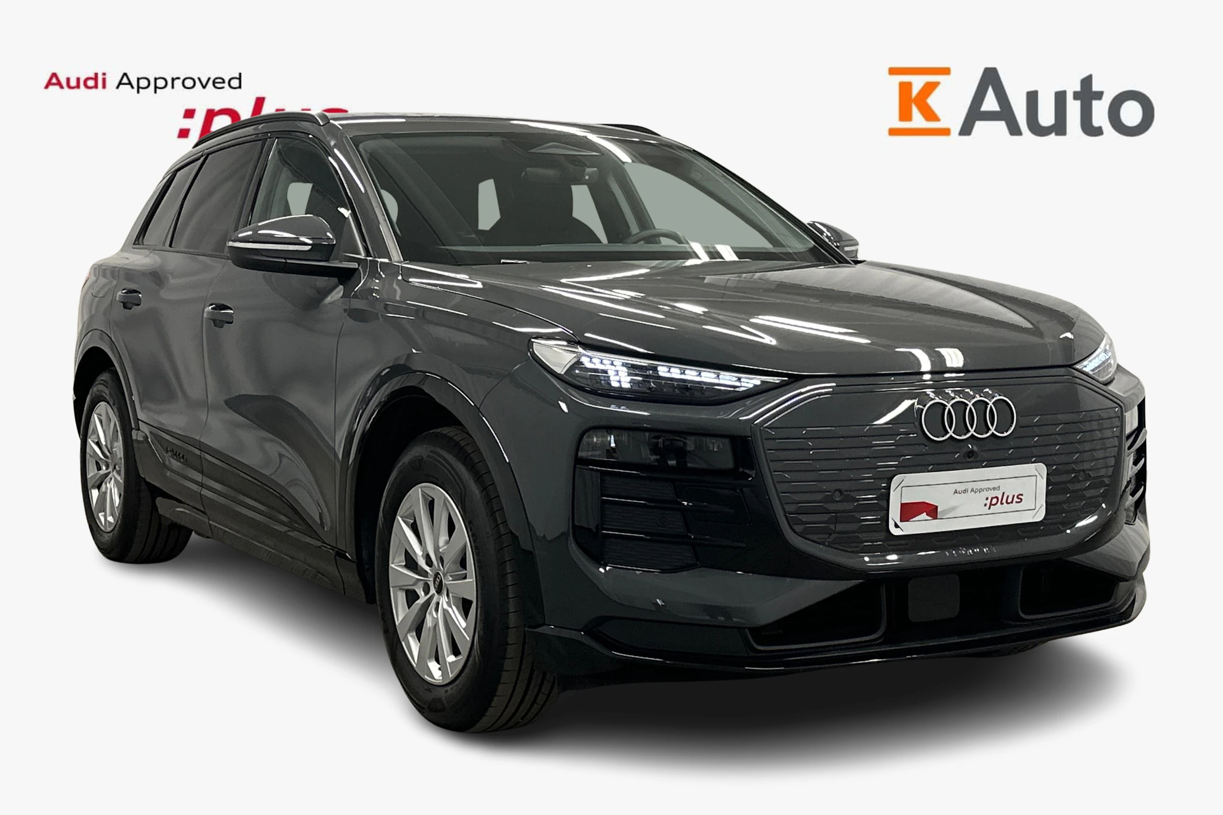 harmaa Audi Q6 e-tron 2025 kuva 1.