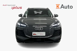harmaa Audi Q6 e-tron 2025 kuva 4.