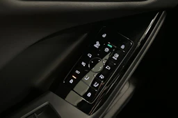 harmaa Audi Q6 e-tron 2025 kuva 14.