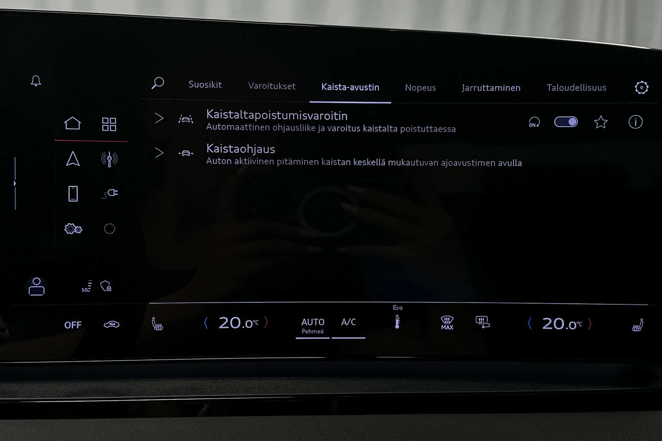 harmaa Audi Q6 e-tron 2025 kuva 24.
