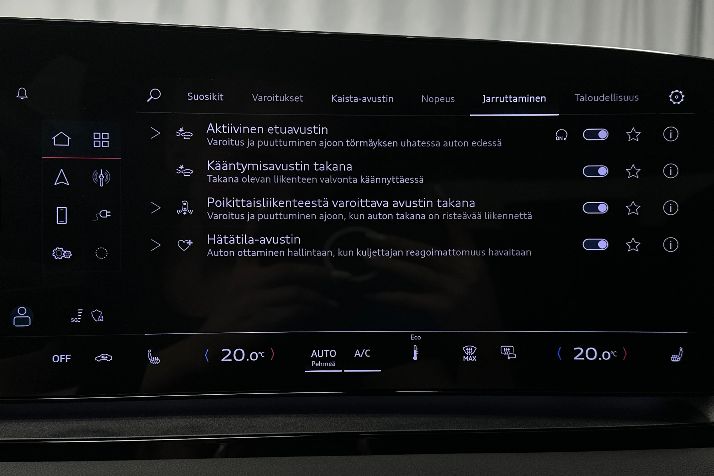 harmaa Audi Q6 e-tron 2025 kuva 26.