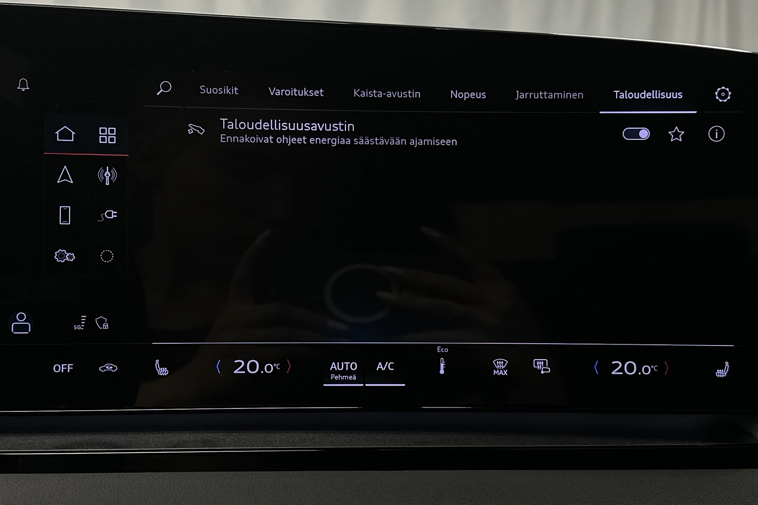 harmaa Audi Q6 e-tron 2025 kuva 27.