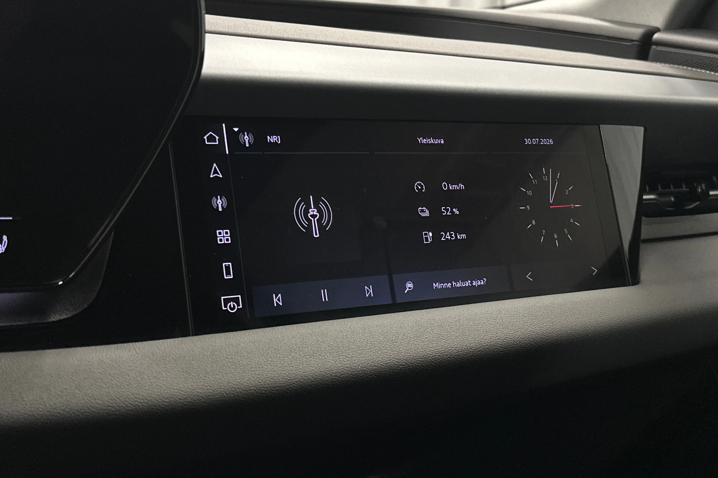 harmaa Audi Q6 e-tron 2025 kuva 31.