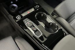 harmaa Audi Q6 e-tron 2025 kuva 33.