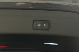 harmaa Audi Q6 e-tron 2025 kuva 37.