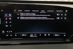 punainen Audi Q6 e-tron 2025 kuva 25.