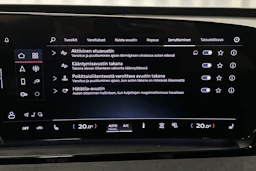 punainen Audi Q6 e-tron 2025 kuva 26.