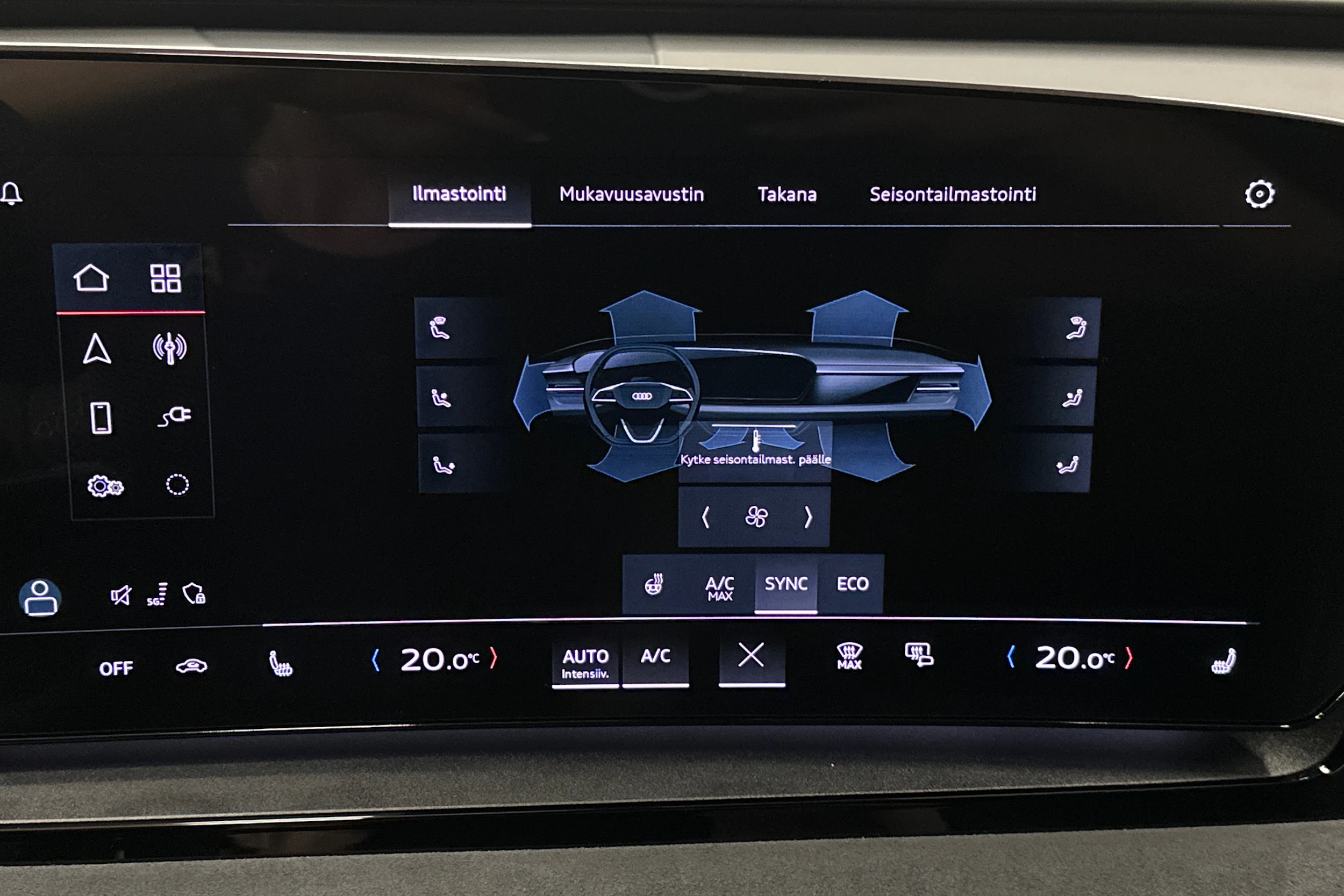 punainen Audi Q6 e-tron 2025 kuva 28.