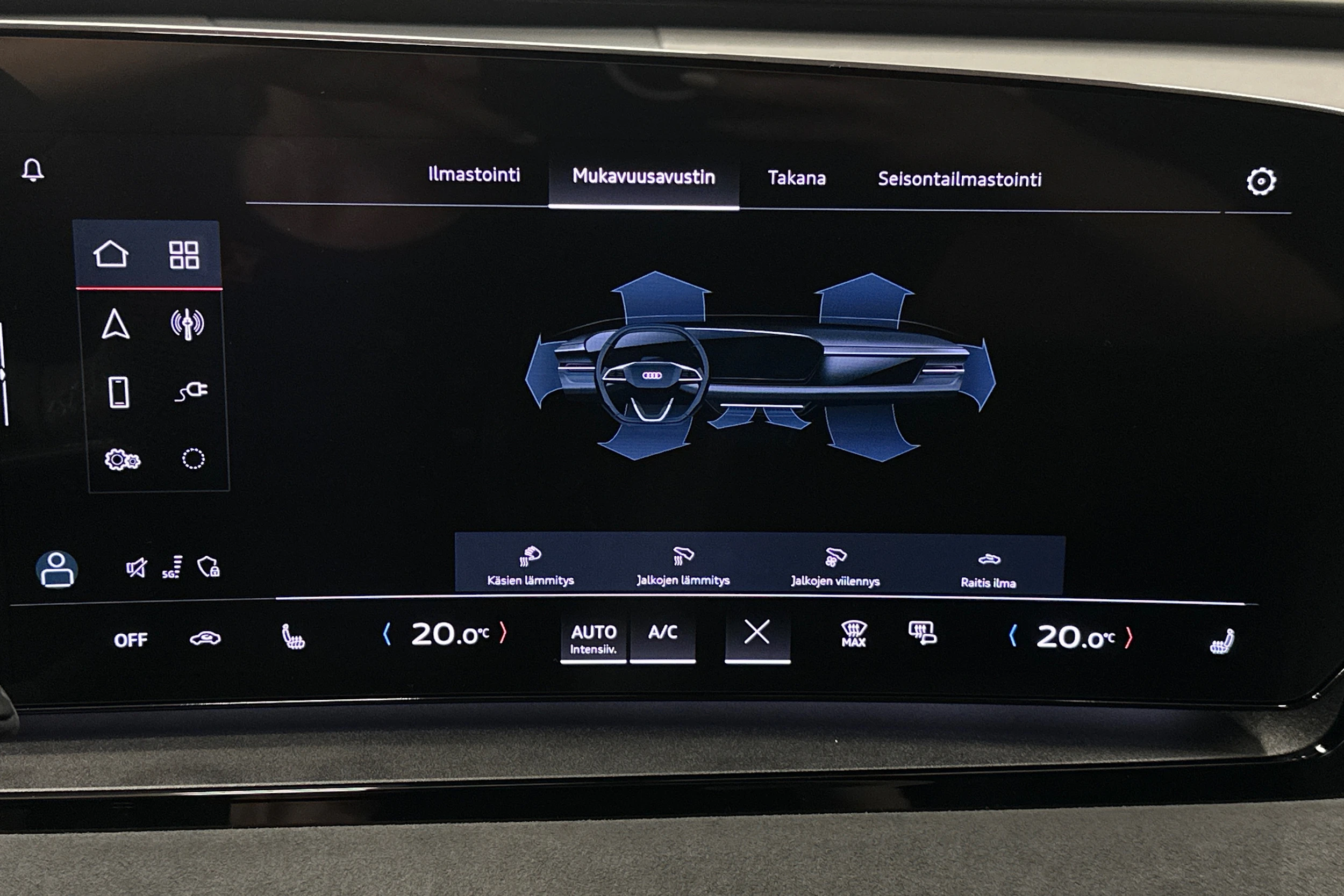 punainen Audi Q6 e-tron 2025 kuva 29.
