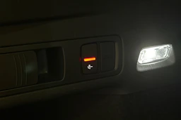 punainen Audi Q6 e-tron 2025 kuva 39.