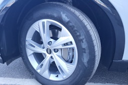 valkoinen Audi Q6 e-tron 2025 kuva 10.